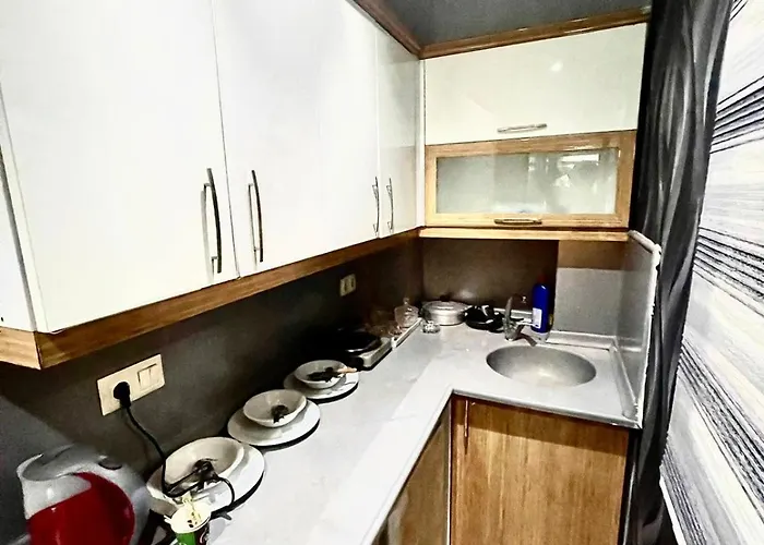 Taksim Pera Center 3*