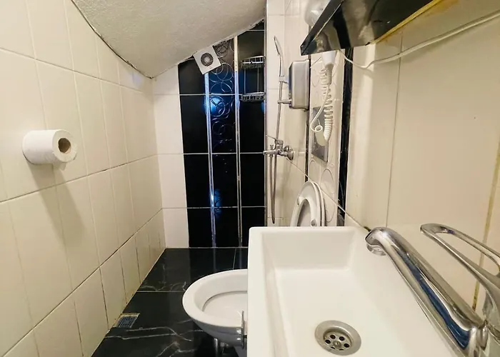 Taksim Pera Center 호텔