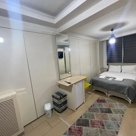 Hotel Taksim Pera Center 3*