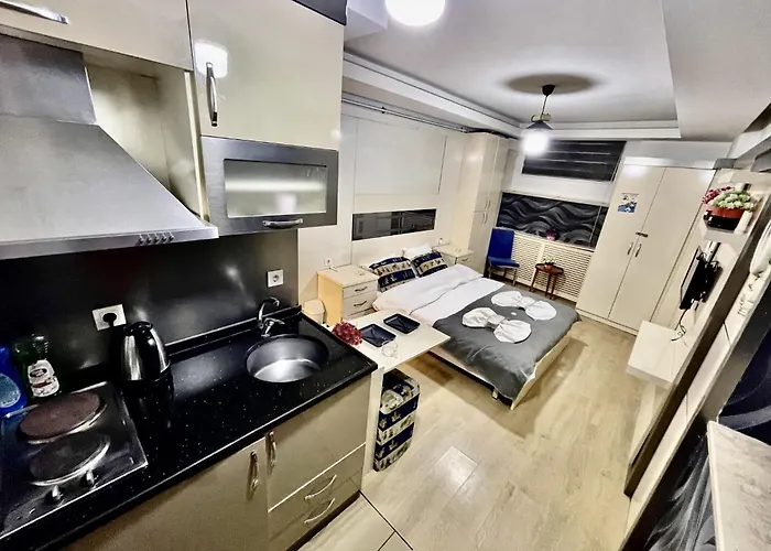 Taksim Pera Center Hotel 3*