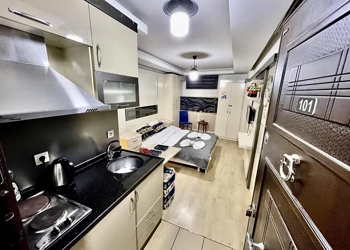 Taksim Pera Center Hotel 3*