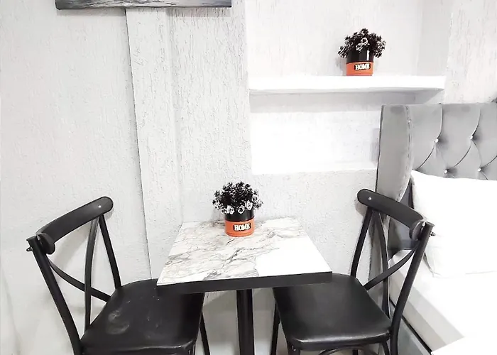 Taksim Pera Center Hotel