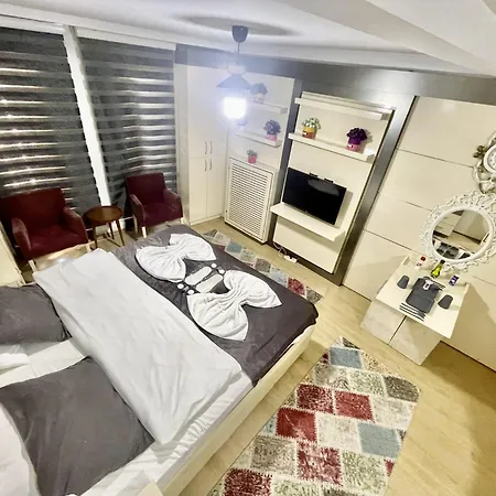 Taksim Pera Center